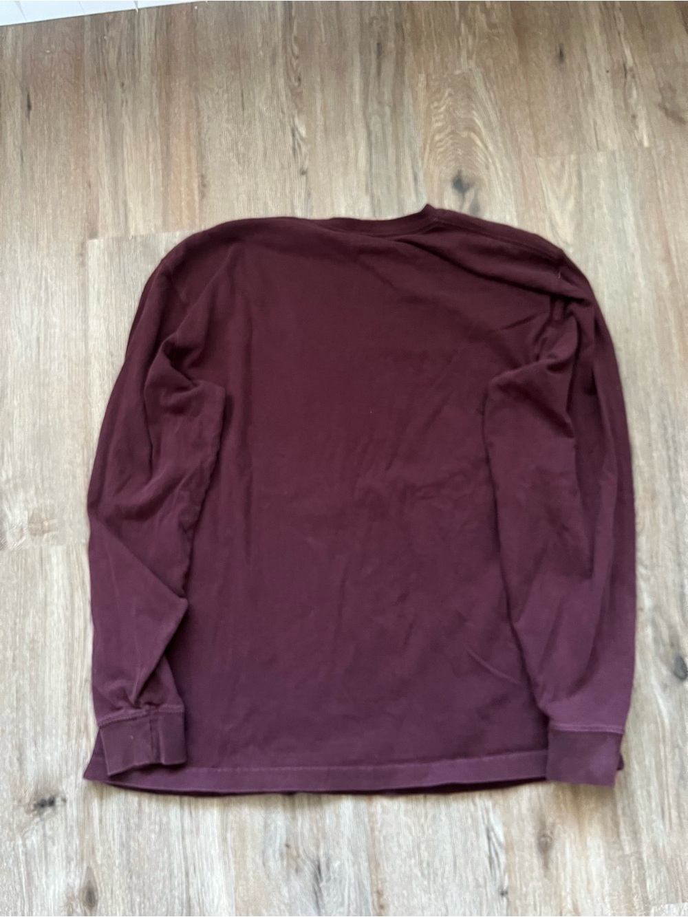 Carhartt Men's Long Sleeve Logo Tee - Burgundy - Picture 2 of 3